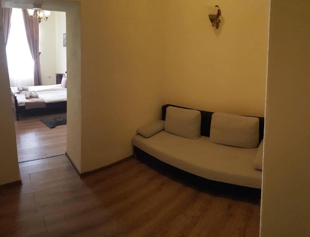 La Maisonnette Braşov Exterior foto