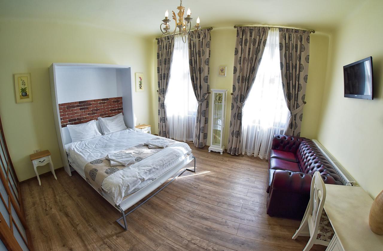 La Maisonnette Braşov Exterior foto