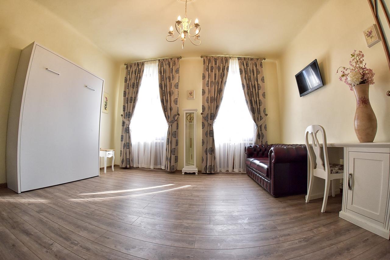 La Maisonnette Braşov Exterior foto